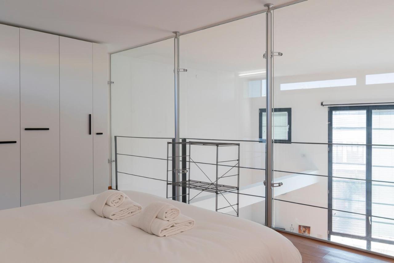 I Host - Guintellino 32 * Milano